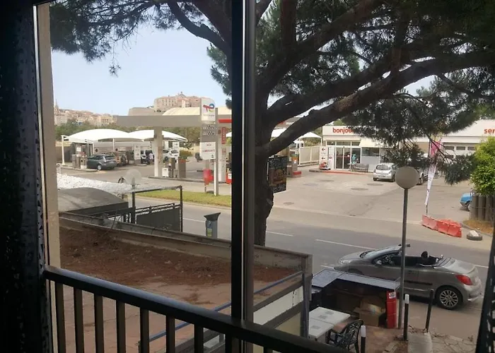 A Proche De La Et Des Commerces Apartment Calvi (Corsica)